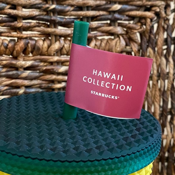 STARBUCKS 2020 HAWAII EXCLUSIVE COLLECTION 24oz Pineapple Tumbler NEVER USED! - Picture 2 of 4